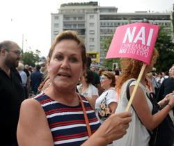 Manifestazioni ad Atene per il sostegno del si nel referendum di domenica