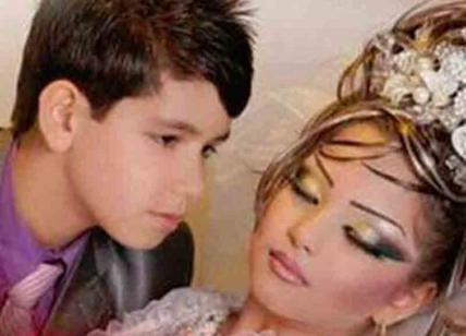 14enne sposa una bambina di 10 anni