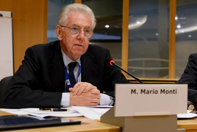 L'ex presidente del Consiglio e senatore a vita Mario Monti ha dichiarato 207.325 euro