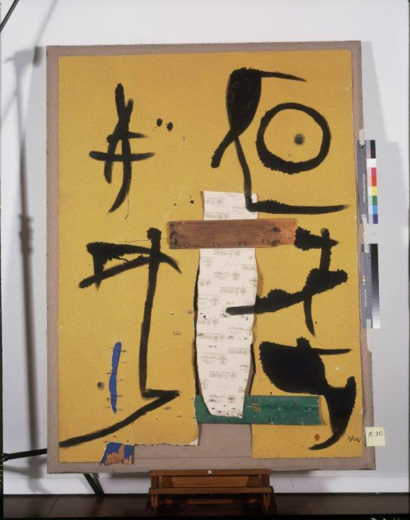 Personaggio e uccello, 1976 Olio su carta vetrata, legno e chiodi, 175,5 x 125,5 cm Fundació Pilar i Joan Miró a Mallorca © Successione Miró by SIAE 2014 Foto: © Joan Ramon Bonet & David Bonet