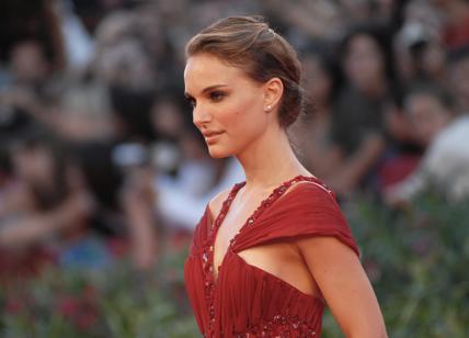 Natalie Portman sposa in fuga per Dior