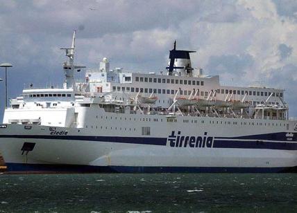 Braccio di ferro Tirrenia-Mit, si fermano i traghetti: il 5 dicembre sciopero