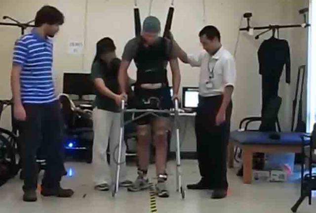 Realtà virtuale, 8 pazienti paralizzati hanno recuperato le funzioni nervose