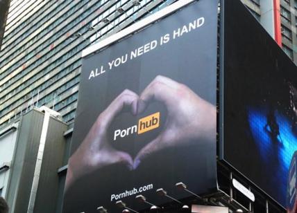 Il Parmigiano censura Pornhub: quando la pubblicità è allusiva