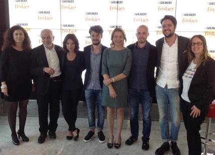 Friskies festeggia 30 anni di gatti felici