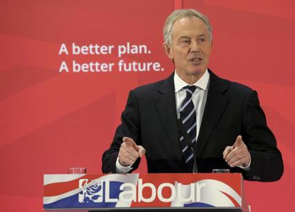 Elezioni Uk, Tony Blair all'assalto di Corbyn: "Socialismo folle"
