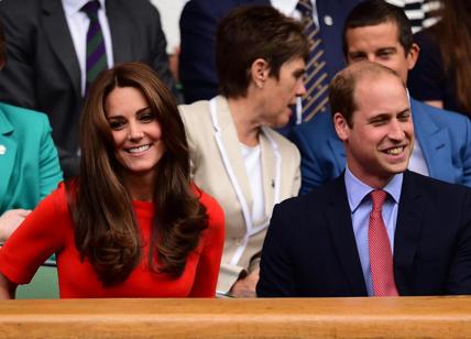 Kate Middleton, di rosso fuoco al torneo di Wimbledon. FOTO