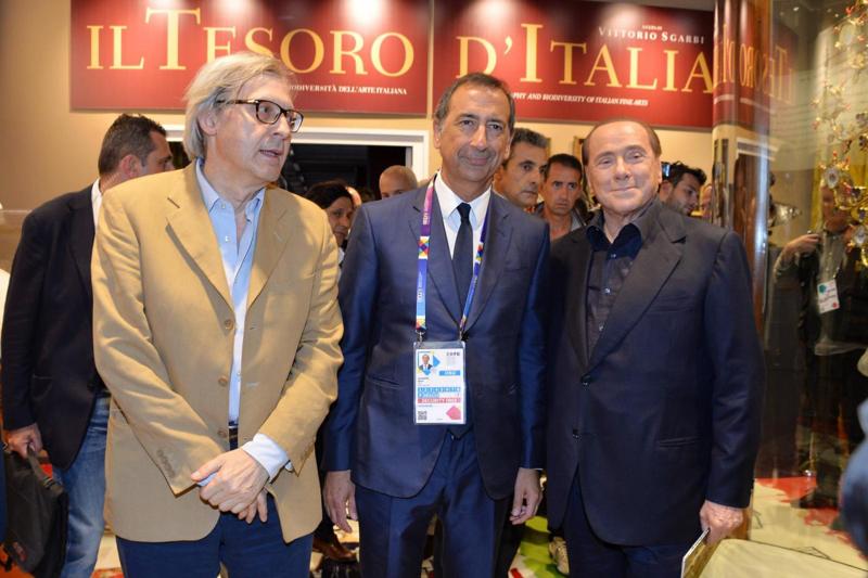 Silvio Berlusconi in visita ad Expo con Vittorio Sgarbi e Giuseppe Sala Silvio Berlusconi in visita ad Expo con Vittorio Sgarbi e Giuseppe Sala