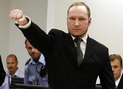 Norvegia, l'estremista norvegese Breivik chiede la libertà condizionata
