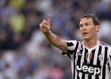 Juventus: ecco Lichtsteiner a Vinovo. Pogba e Morata...