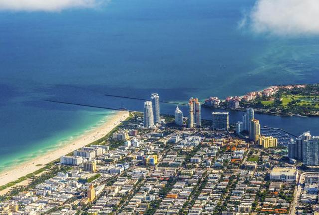 Coronavirus,le spiagge di Miami tornano a chiudersi per l’Indipendence Day
