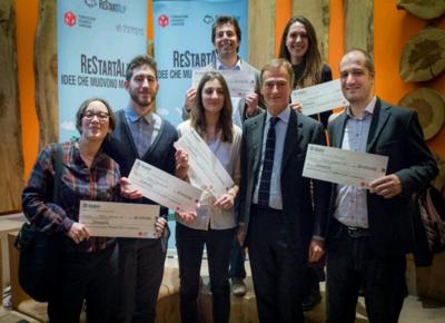 ReStartApp i sei vincitori con Alessandro Garrone, presidente Fondazione Edoardo Garrone 800x576