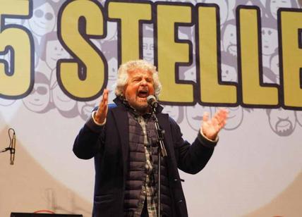 Grillo Zelig della politica Grillo Zelig della politica