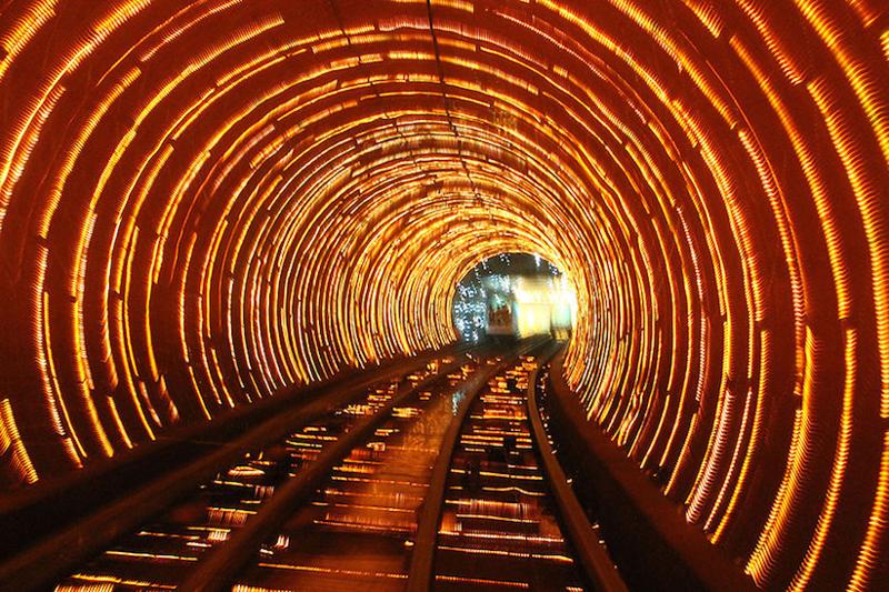 Bund Sightseeing Tunnel, Shanghai 2
