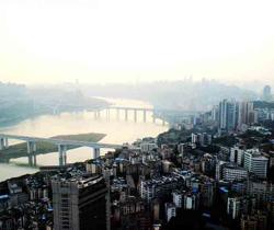 Scatti panoramici di Chongqing, la metropoli sconosciuta