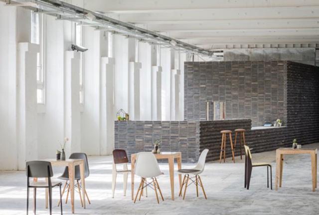 Apre BASE Milano, il nuovo luogo di produzione culturale, sperimentazione e di condivisione. Apre BASE Milano, il nuovo luogo di produzione culturale, sperimentazione e di condivisione.