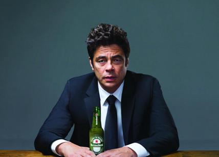 Heineken parla di birra con Benicio Del Toro