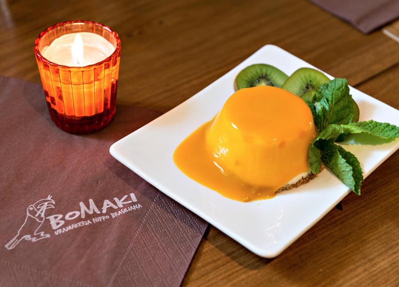 mango panna cotta
