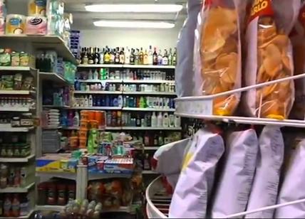 Banglamarket chiuso a Centocelle: alimenti conservati nei frigoriferi rotti