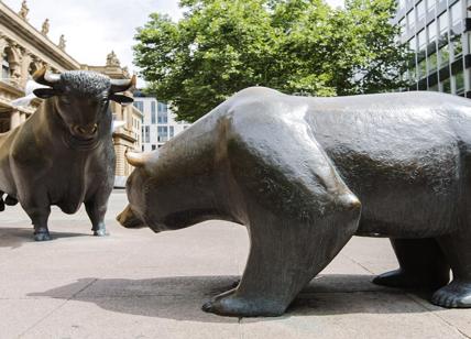 Borsa, "Per le banche aumenti inevitabili. Ma l'orso arriverà da Wall Street"