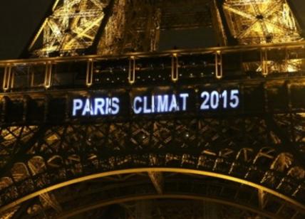 "Na-no na-no" a voi terrestri Parigi e i gas serra