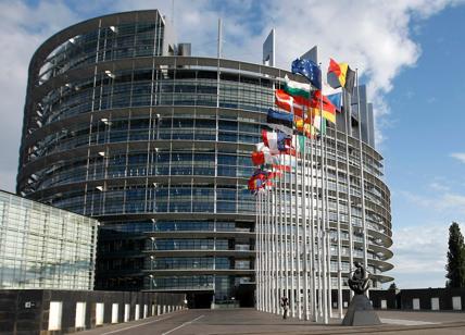 Recovery plan, il Cdx va in frantumi: FI vota con M5s e Pd al Parlamento Ue