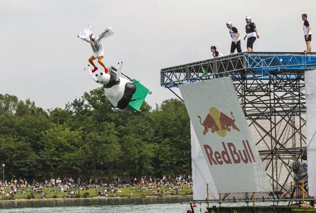 Red Bull Flugtag Red Bull Flugtag