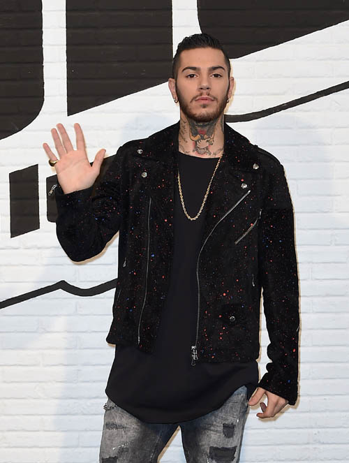 THE VOICE OF ITALY 2016 Presentazione Pn.Nick Zonna THE VOICE OF ITALY 2016 Presentazione Pn.Nick Zonna