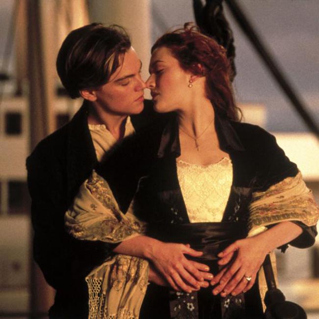 Il bacio tra Leonardo di Caprio e Kate Winslet in “Titanic” (60%) Il bacio tra Leonardo di Caprio e Kate Winslet in “Titanic” (60%)