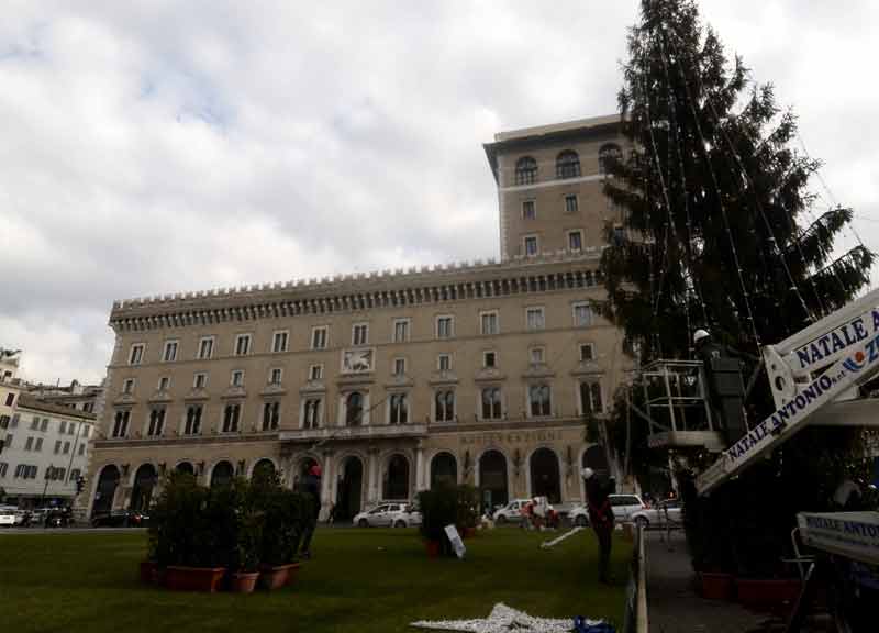 albero natale piazza venezia 04