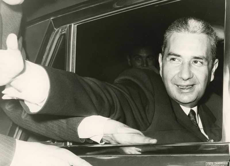 aldo moro punto eu 06