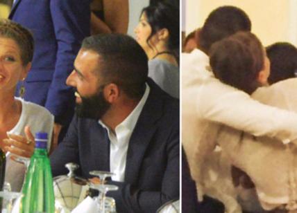 Alessandra Amoroso e Stefano Settepani, tenerezze. Lei mostra il lato B. Foto