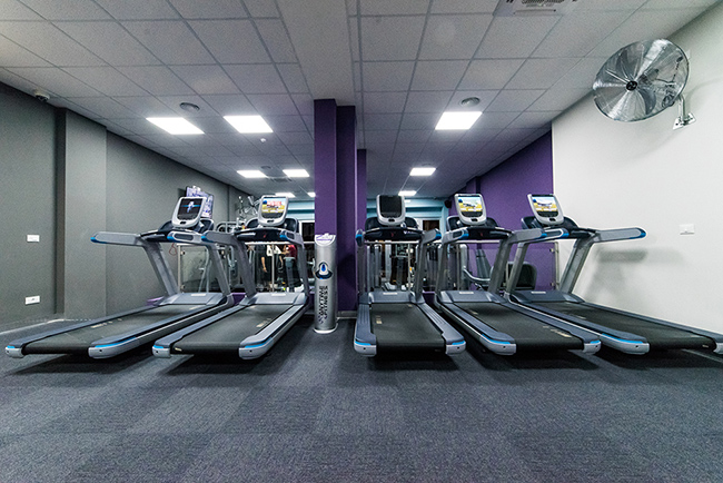anytime fitness (2)
