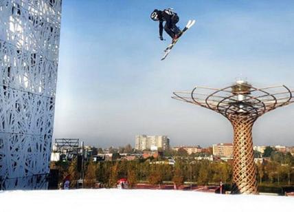 "Big Air": il trampolino da sci più grande del mondo è a Expo. FOTO