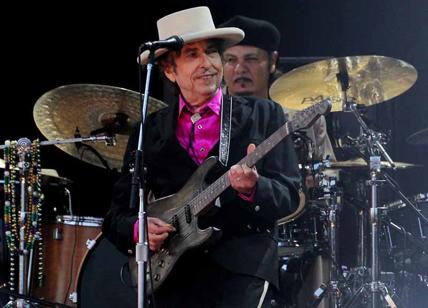 Bob Dylan produce whiskey alle "porte del paradiso"