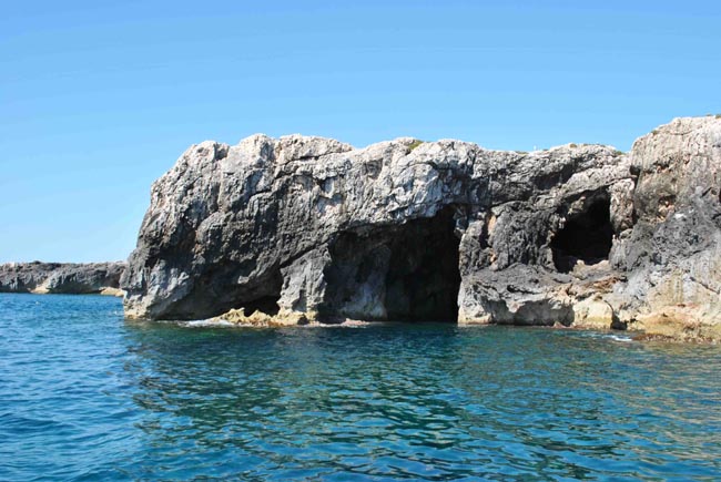 Le grotte dell'isola di Capo Passero