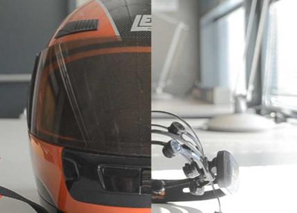 Ecco il casco che pensa e guida la moto meglio di un pilota di motogp