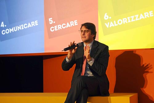 Il responsabile della Divisione Banca dei Territori di Intesa Sanpaolo Stefano Barrese Il responsabile della Divisione Banca dei Territori di Intesa Sanpaolo Stefano Barrese