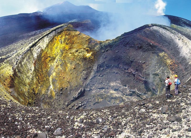 etna cambia volto ape