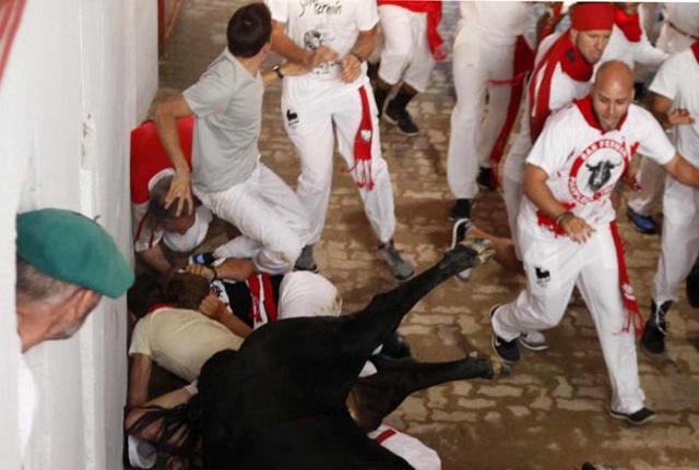 Spagna, la Festa di San Fermino a Pamplona