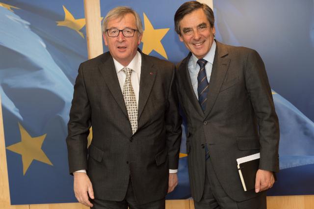 Francois Fillon stravince le primarie dei repubblicani Francois Fillon stravince le primarie dei repubblicani