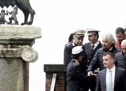 Roma, Grillo fa il padrone in Campidoglio: “Raggi ? E' una macchina da guerra”