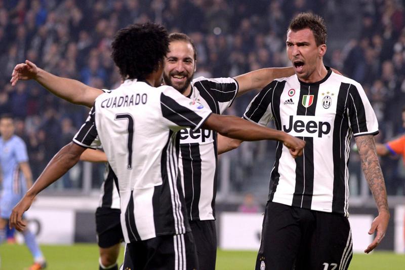 higuain cuadrado mandzukic juventus