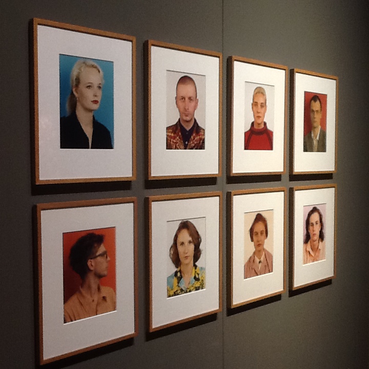 Opere esposte nella mostra “Look at me! Da Nadar a Gursky: i ritratti nella Collezione d'Arte Unicredit”, all'Unicredit Pavilion. Opere esposte nella mostra “Look at me! Da Nadar a Gursky: i ritratti nella Collezione d'Arte Unicredit”, all'Unicredit Pavilion.