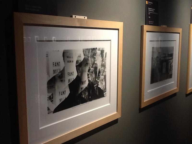 Una fotografia della mostra “Look at me! Da Nadar a Gursky: i ritratti nella Collezione d'Arte Unicredit”, all'Unicredit Pavilion. Una fotografia della mostra “Look at me! Da Nadar a Gursky: i ritratti nella Collezione d'Arte Unicredit”, all'Unicredit Pavilion.