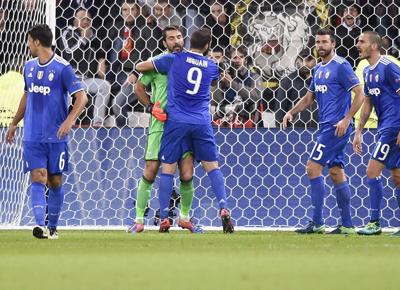 juventus buffon higuain