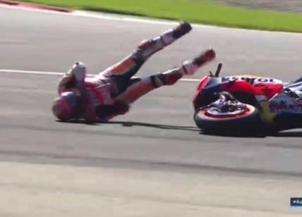 MotoGp, Marquez brutto incidente in Austria. Poi Marc torna sulla Honda e...
