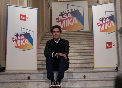 Mika debutta su Rai 2. "Avrei voluto Dario Fo". Ecco "Stasera a casa di Mika"