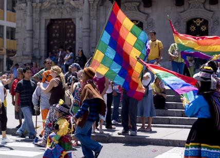 Il sindaco di Pontida toglie la tassa sui rifiuti. Ma non alle coppie gay