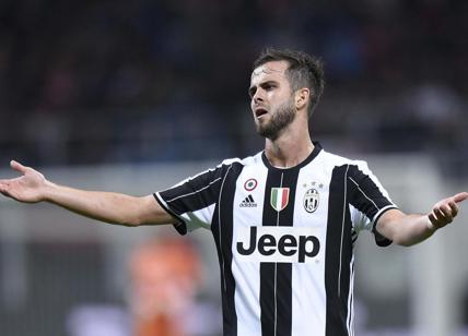 Juventus, Pjanic apre all'addio e strizza l'occhio al Psg